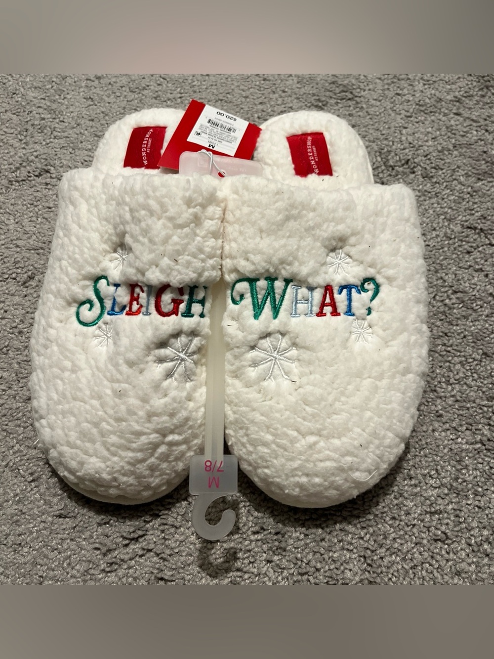 Wondershop “Sleigh What?” Plush Slippers Size 7/8M BRAND NEW